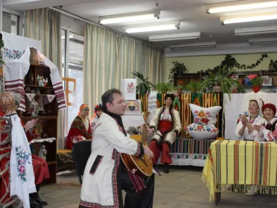 Звучить задушевна пісня