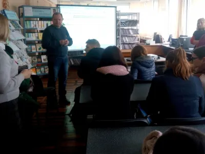 Діалог працівників бібліотеки зі студентами факультету МІБ
