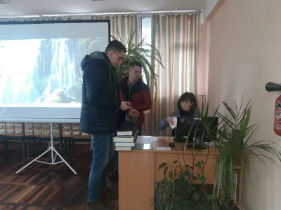 Студенти реєструються в базі даних користувачів