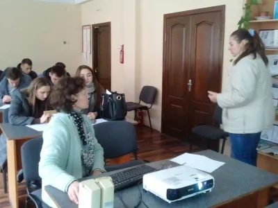 Студенти-дипломники навчаються в бібліотеці, фото 3