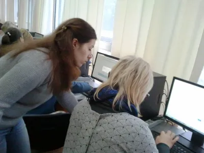 Юлія Горчинська допомагає зареєструватись у базах Web of Science і Scopus