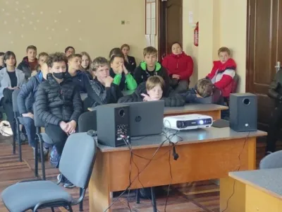 Учні Подільського ліцею в бібліотеці, фото 9