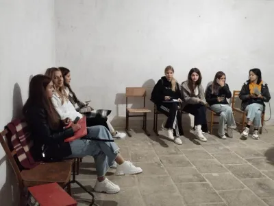 Під час повітряної тривоги